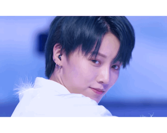 刘雨昕生日快乐——JDB电子网址未来艺术家刘明康携星星艺术团送上祝福